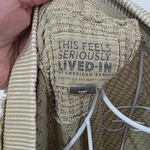 American Eagle Outfitters XL SERIOUSLY lived In  Over Sized Waffle Knit Sweater - Picture 6 of 8